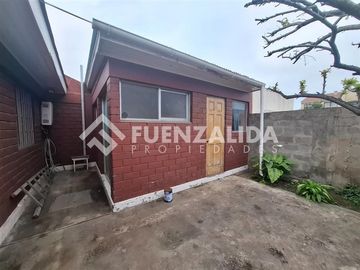 Casa en venta de 4 dorm. en La Serena