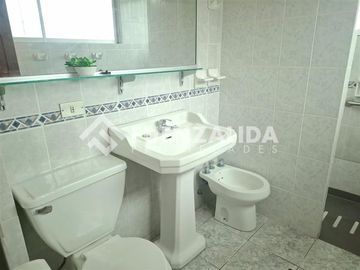Casa en venta de 4 dorm. en La Serena