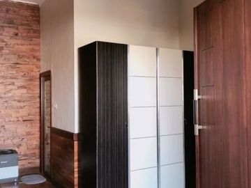 Dijual Rumah Lokasi di Jl. Donokerto, Kapasan Simokerto