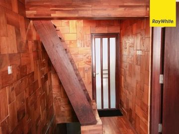 Dijual Rumah Lokasi di Jl. Donokerto, Kapasan Simokerto