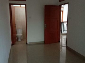 Rumah baru LUX 2 lantai di jalan guntur sari dekat buahbatu