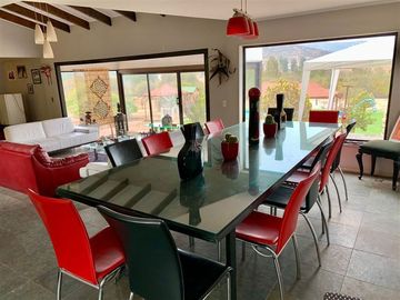 Casa en Venta en Parcela de 5000 m2 en Quilpué