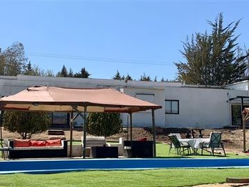 Casa en Venta en Parcela de 5000 m2 en Quilpué