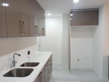 VENTA DE CASA DE ESTRENO EN PUNTA ESMERALDA