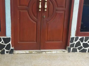 Rumah second murah kondisi baik di pondok jaya cipayung