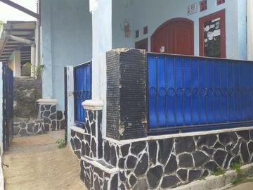Rumah second murah kondisi baik di pondok jaya cipayung