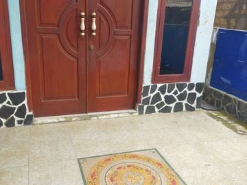 Rumah second murah kondisi baik di pondok jaya cipayung