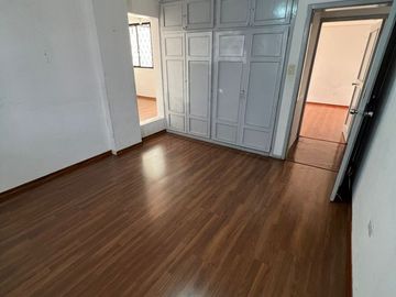 Vendo departamento 3 dormitorios cerca de la estación ecovia Rio Coca