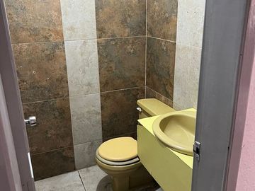 Vendo departamento 3 dormitorios cerca de la estación ecovia Rio Coca