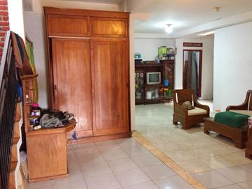 Di Jual Rumah Siap Huni 5 Kamar di Jl. Raya Soreang, Cangkuang Kabupaten Bandung