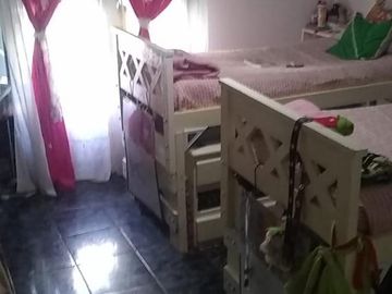 Vendo casa amplia más un Depto. en Merlo