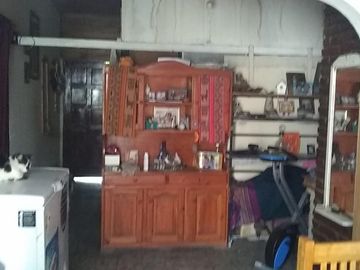 Vendo casa amplia más un Depto. en Merlo