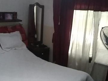 Vendo casa amplia más un Depto. en Merlo