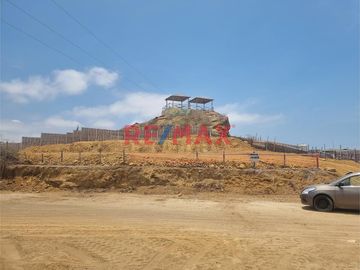 ¿Buscas el lugar ideal para desarrollar proyectos turísticos, hoteleros o comerciales? Te presentamos un terreno de 739.20 metros cuadrados ubicado en