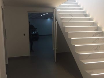 EN VENTA HERMOSA CASA NUEVA Y MODERNA EN RANCHO SAN FRANCISCO