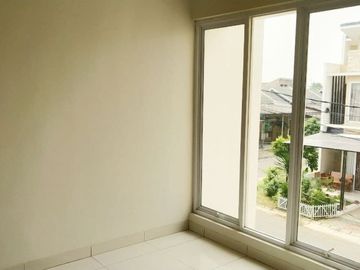 RUMAH2 LANTAI SIAP HUNI DEKAT KAWASAN INDUSTRI KARAWANG