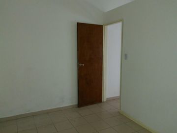 LA TABLADA- VENTA - DEPARTAMENTO 3 AMBIENTES