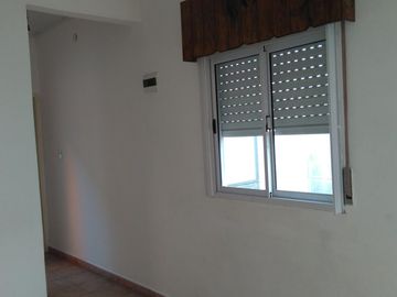 LA TABLADA- VENTA - DEPARTAMENTO 3 AMBIENTES