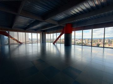 oficina en arriendo en centro internacional. Cod A1087183