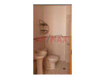 🏡 ¡Tu nuevo hogar te espera! 🏡
✨ Alquilo hermoso departamento en el corazón de una encantadora urbanización. Los Geranios 111 ✨

📍 Ubicación privil