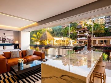 Pier 57 Unit 309