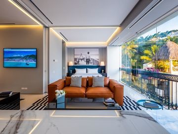 Pier 57 Unit 309