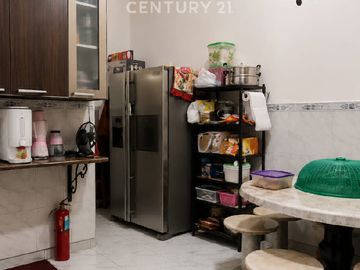 Rumah Cantik Di Rawasari Barat 3 Lantai Siap Huni