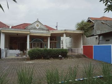 Di jual rumah perum taman wisata Tropodo waru sidoarjo