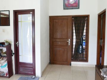 Rumah Hook Bonus Furniture dekat Jalan Palagan