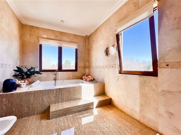 Casa en venta de 6 dorm. en Rancagua