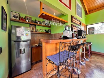 Casa en venta de 6 dorm. en Rancagua