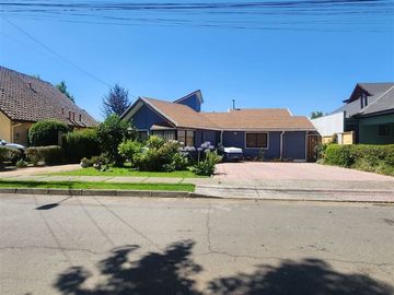 Casa en Venta en JARDIN DE LA ESMERALDA -