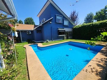 Casa en Venta en JARDIN DE LA ESMERALDA -