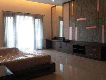 TURUN HARGA !! RUMAH FURNISH SIAP HUNI di Villa Artha Gading