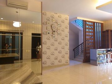 TURUN HARGA !! RUMAH FURNISH SIAP HUNI di Villa Artha Gading