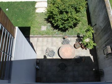 Excelente casa- VICENTE LOPEZ