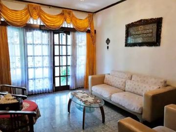 RUMAH DUKUH KUPANG DKT DARMO PERMAI, SUKOMANUNGGAL
