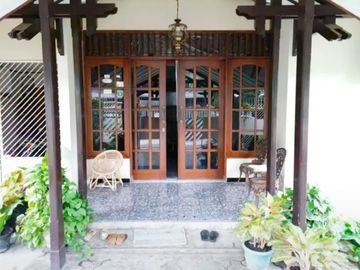 RUMAH DUKUH KUPANG DKT DARMO PERMAI, SUKOMANUNGGAL