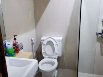 RUMAH DUKUH KUPANG DKT DARMO PERMAI, SUKOMANUNGGAL