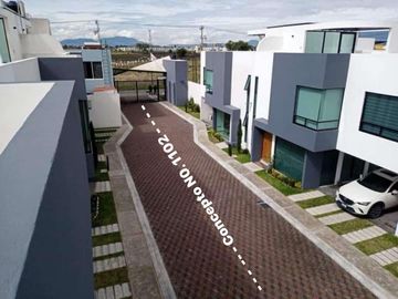 Casa en condominio - Santa María