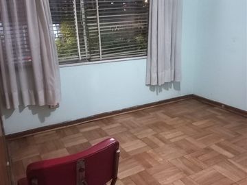 Casa en venta de 3 dorm. en Av. Presidente Riesco Las Condes