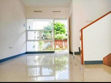Rumah minimalis dan nyaman bagus di arcamanik dekat antapani