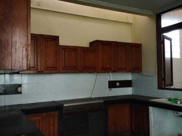 BU CEPAT rumah BESAR dijual di gegerkalong bandung
