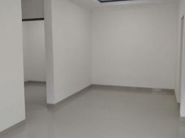 RUMAH CANTIK 500 JUTAAN HANYA 15 MENIT KE KAMPUS UII JAKAL