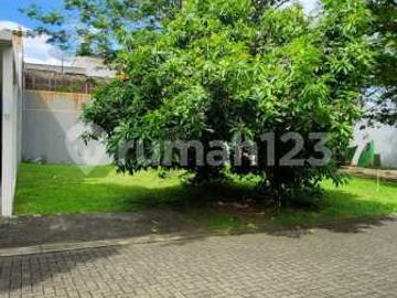 Kavling Foresta Hoek Taman Hadap Selatan Timur Lokasi Dekat Aeon Mall di BSD