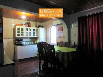 HERMOSA CASA EN VILLA DOÑA FRANCISCA. CHILLÁN
