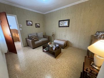 Chalet P.H. 3 Ambientes con Quincho
