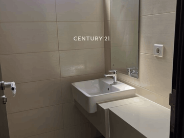 Rumah Premium Cluster Mahakam JGC Full Renovasi