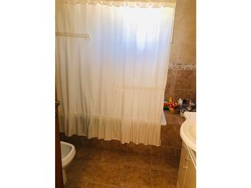 Chalet 4 ambientes en Venta