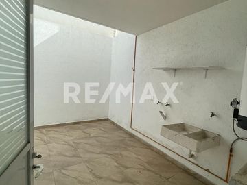 VENTA CASA  EN VISTA AZUL CORREGIDORA
